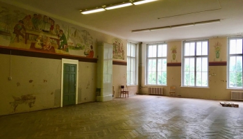 Atdzims unikāli Anša Cīruļa sienu gleznojumi kādreizējā Ogres sanatorijā
