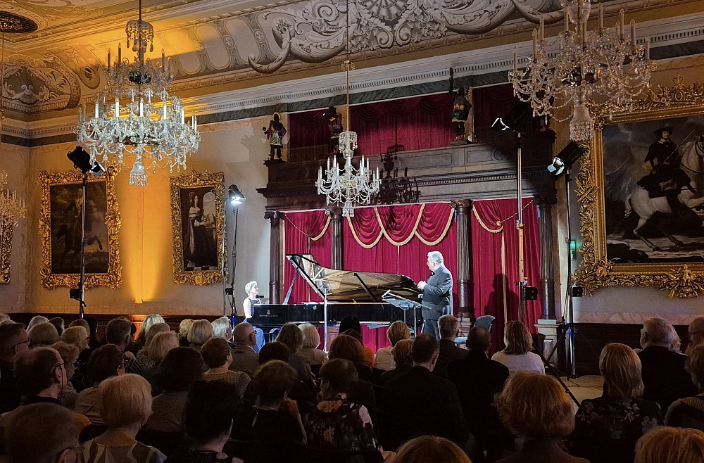 "Rīgas Festivāla" koncerts "Gundars Āboliņš un Arta Arnicāne. Bodlērs un Ravels"