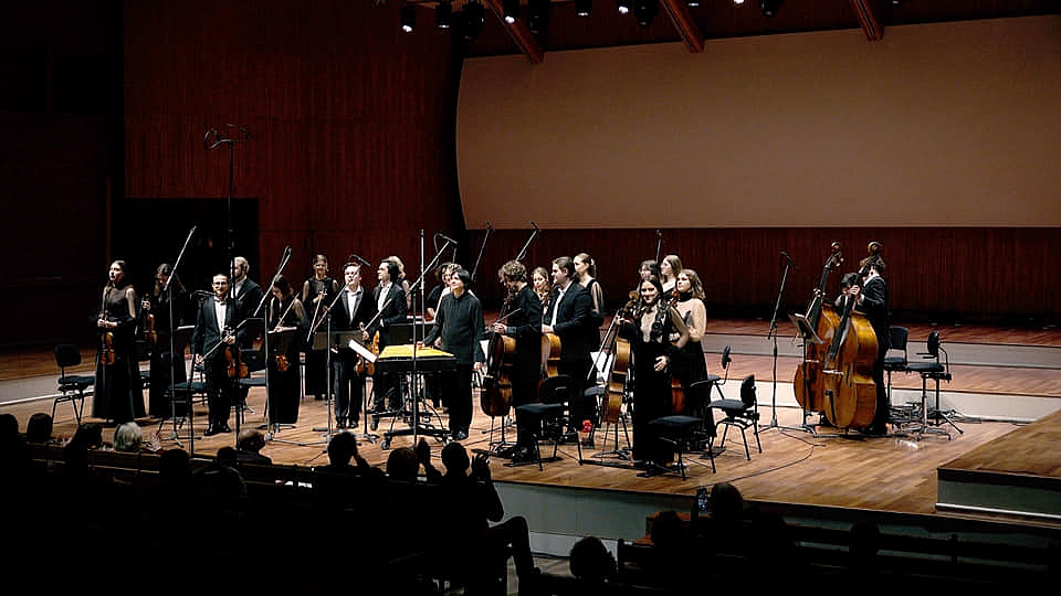 Daniil Bulajev and Davinspiro Camerata Christmas Concert: Gershwin, Mozart, and More