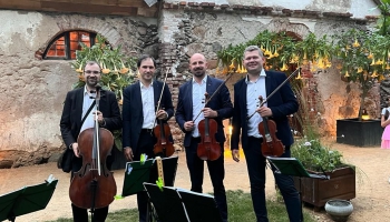 Dzīve, kino un smaids. Mūziku izvēlas Štrausa stīgu kvartets