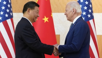 Tiksies ASV un Ķīnas prezidenti. Rokādes Lielbritānijas valdībā