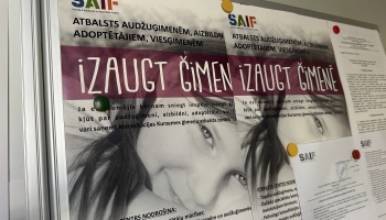 Audžuģimeņu skaits sarūk, arvien sarežģītāk nodrošināt ārpus ģimenes aprūpi pusaudžiem