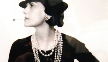 10. janvāris. 1971. gadā Parīzē mūžībā aizgāja modes karaliene Koko Šanele