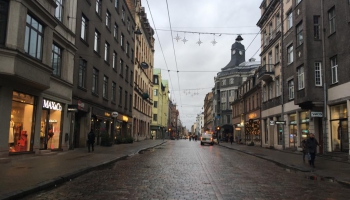 Pirmais eksperiments noslēdzies: sestdien automašīnām bija slēgta Tērbatas iela Rīgā