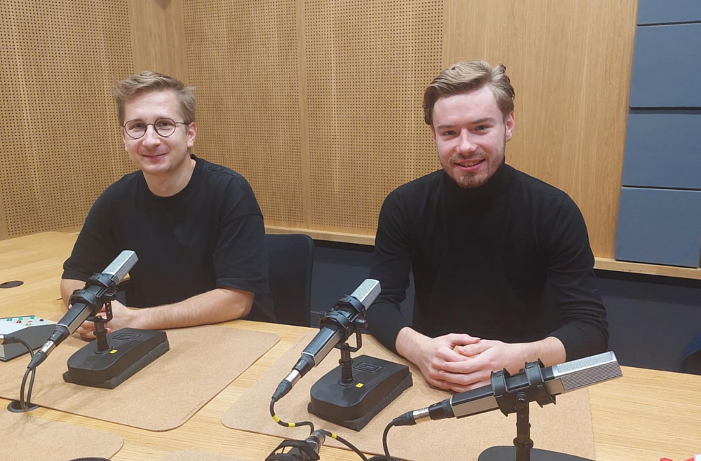 Aigars Raumanis (no kreisās) un Miks Akots