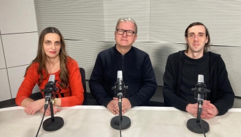 Vai kritikai ir jēga? Izvaicājam Normunda Naumaņa Gada balvas mākslu kritikā kandidātus