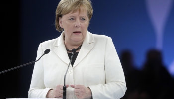 Vācijas Kristīgo demokrātu partijas delegāti izraugās parijas jauno līderi