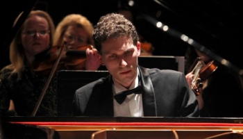 Pianists Reinis Zariņš: "Labi nospēlēt kādu pasāžu dzīvē nav tas vissvarīgākais..."