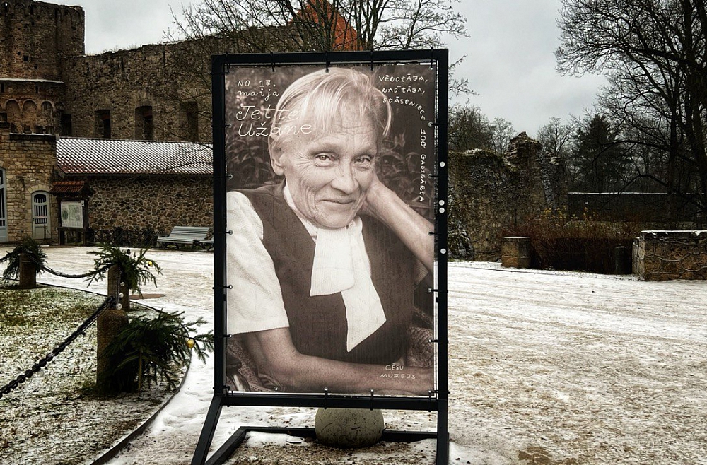 elina apsite jette uzane