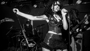 Jaunie "postpunk/postgothic" albumi no ASV