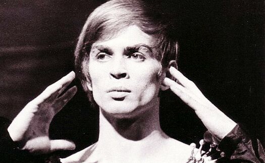 нуриев просто