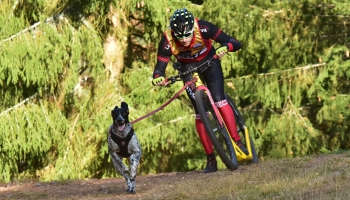 Pasaules kausa ieguvējs kamanu suņu sportā Alens Zvilna