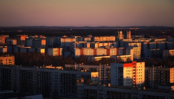 Rindā uz pašvaldības dzīvokli Rīgā gaida ap 3400 ģimeņu