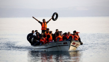 Strauji pieaug Vidusjūrā noslīkušo patvēruma meklētāju skaits