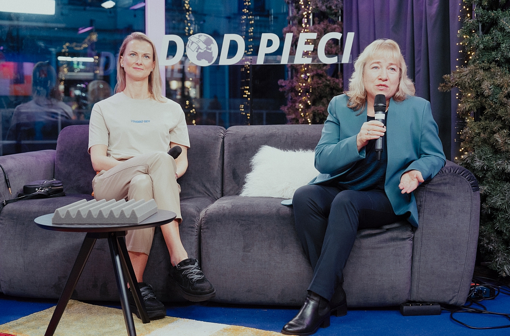 Ieva Zvīgule, dod pieci, Andra Fernāte