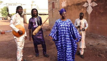 Atskats uz pasaules mūzikas forumu "Womex 2025". Akustiskie koncerti Eiroradio studijā (I)