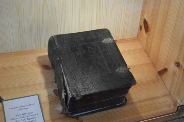 Gadsimts ar savu valsti