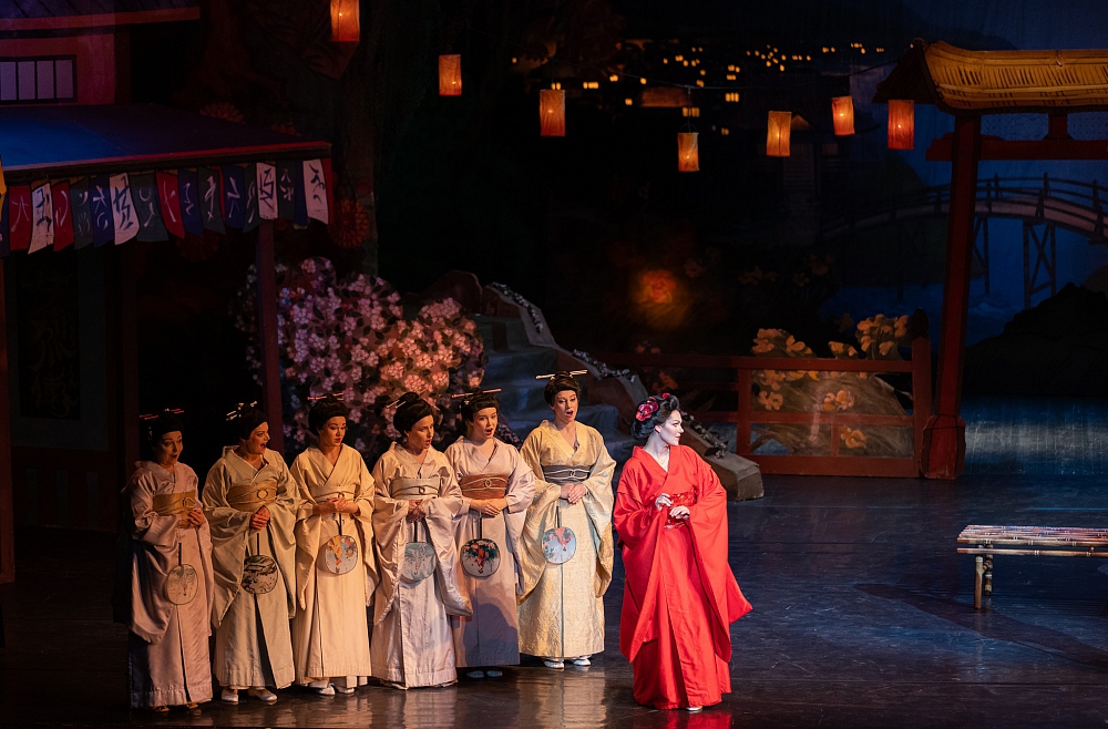 madama butterfly