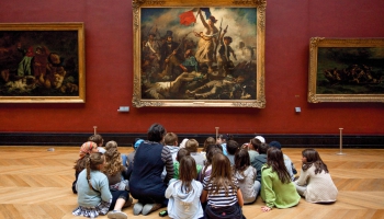 Танцевать у картин и петь о литературе: как говорить с детьми об искусстве