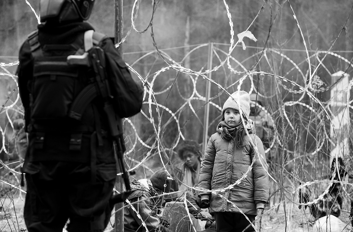 Audiovizuālās īsmetrāžas: Agņeškas Holandas skaudrā filma "Zaļā robeža"