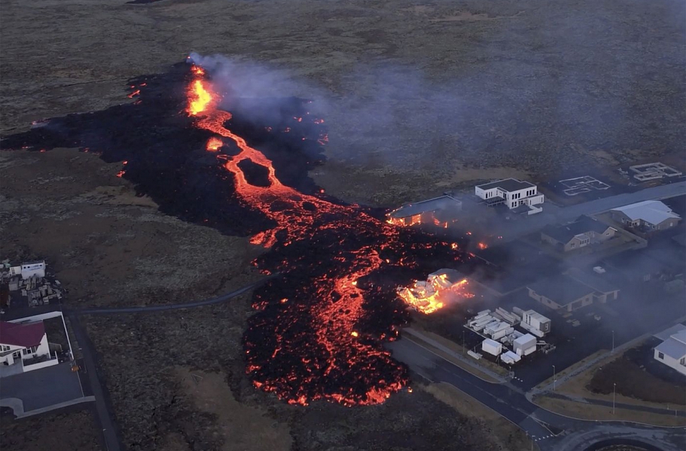 Vulkānu izvirdumi Islandē: dzīve uz 