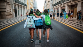 Иностранные студенты приносят Латвии больше денег, чем транзит - эксперт