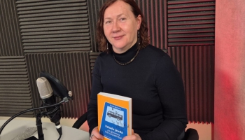 Noderīgā informācija ikvienam valodas lietotājam - Sanitas Martenas grāmata "Valodu jauda"