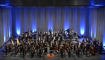 Tarmo Peltokoski un  Tulūzas Nacionālā Kapitolija orķestris Monpeljē festivālā