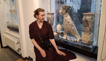 "12:12" - Sanitas Ābelītes keramikas retrospektīva izstāde Porcelāna muzejā