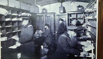 Aglonas pasta muzejā stāsti: pastmarku "valoda" un velteņu pasts