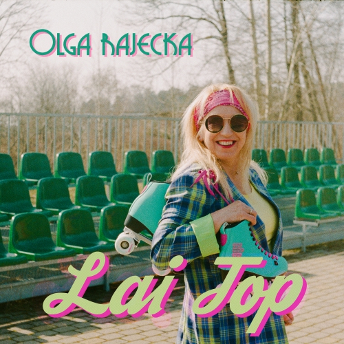 Olga Rajecka svin pavasari un klausītājiem nodod dziesmu “Lai top”!