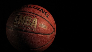 NBA, drāma un nenoregulēts tiesneša pulkstenis