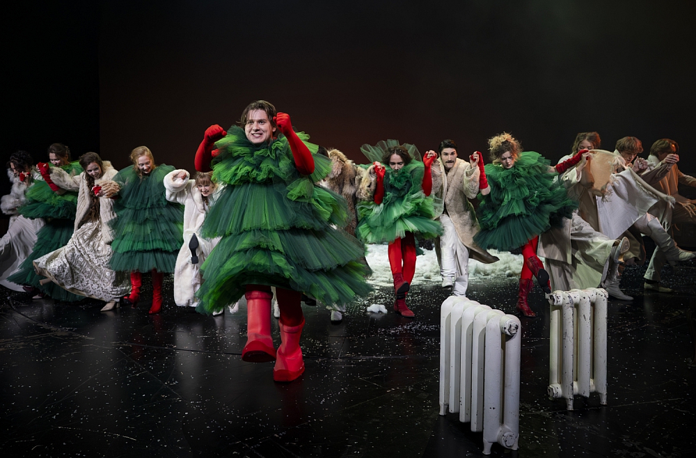 “Pēkšņi gaismā”