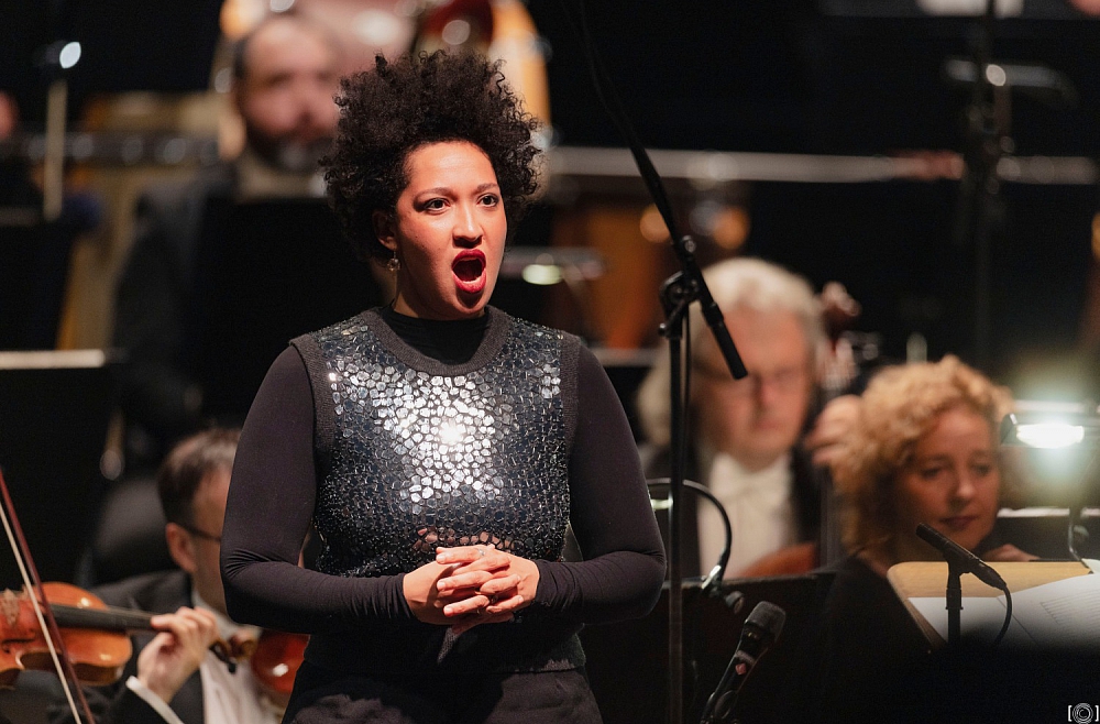 Džūlija Buloka LNSO Gadumija