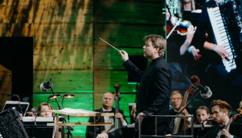 Diriģents Guntis Kuzma: Liepājas Simfoniskajam orķestrim žanru daudzveidība nav sveša