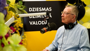 Monopola viesis Latvijas TV žurnālists Andrejs Volmārs