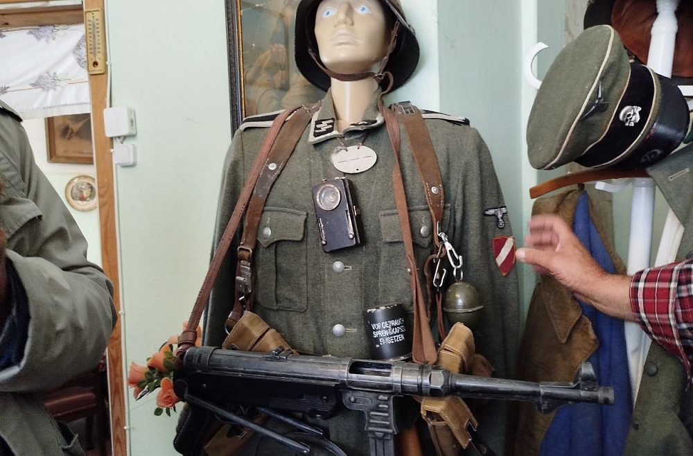 Элея