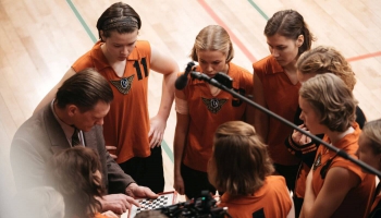 Aktīva darbība padomju laikā. Vērtē filmas "Tīklā. TTT leģendas dzimšana" radošā komanda