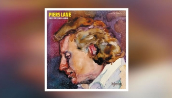 Pianists Pīrss Leins albumā "Piers Lane goes to Town Again" ("Hyperion", 2023)
