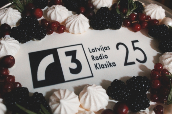 Klasika svin savu 25. dzimšanas dienu.  Saruna ar kolēģiem par pagātni un nākotni / LR1 / / Latvijas Radio