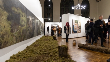 Rīgā pirmo reizi skatāma jauno gleznotāju konkursa finālistu izstāde