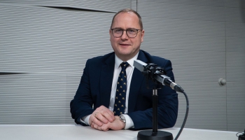 Krustpunktā izvaicājam VARAM vadītāju Raimondu Čudaru