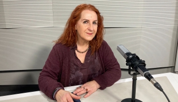 "Saruna ar Botičelli" un citas gleznas mākslinieces Ingemāras Treijas izstādē