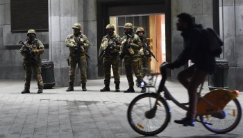 Beļģijas tiesa piespriedusi 15 gadu cietumsodu džihādistu vervētājam