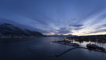 Norvēģija: dzīve uz naftas platformas un labumi elektromobiļu īpašniekiem
