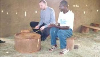 Brīvprātīgo darbs Āfrikā