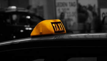 Тарифы на такси: что породило хаос и кто с ним покончит?