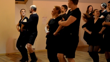 Latviešu deju kolektīvs Kijevā "Kastaņi" gatavojas Dziesmu un deju svētkiem