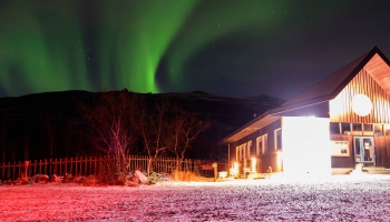 Vērojam ziemeļblāzmu Zviedrijā: ko zinātnieki vēl joprojām nezina par šo dabas parādību