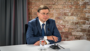 Valdis Dombrovskis: Latvija uz kopumā izskatās labi, apgūstot Atveseļošanās fonda naudu